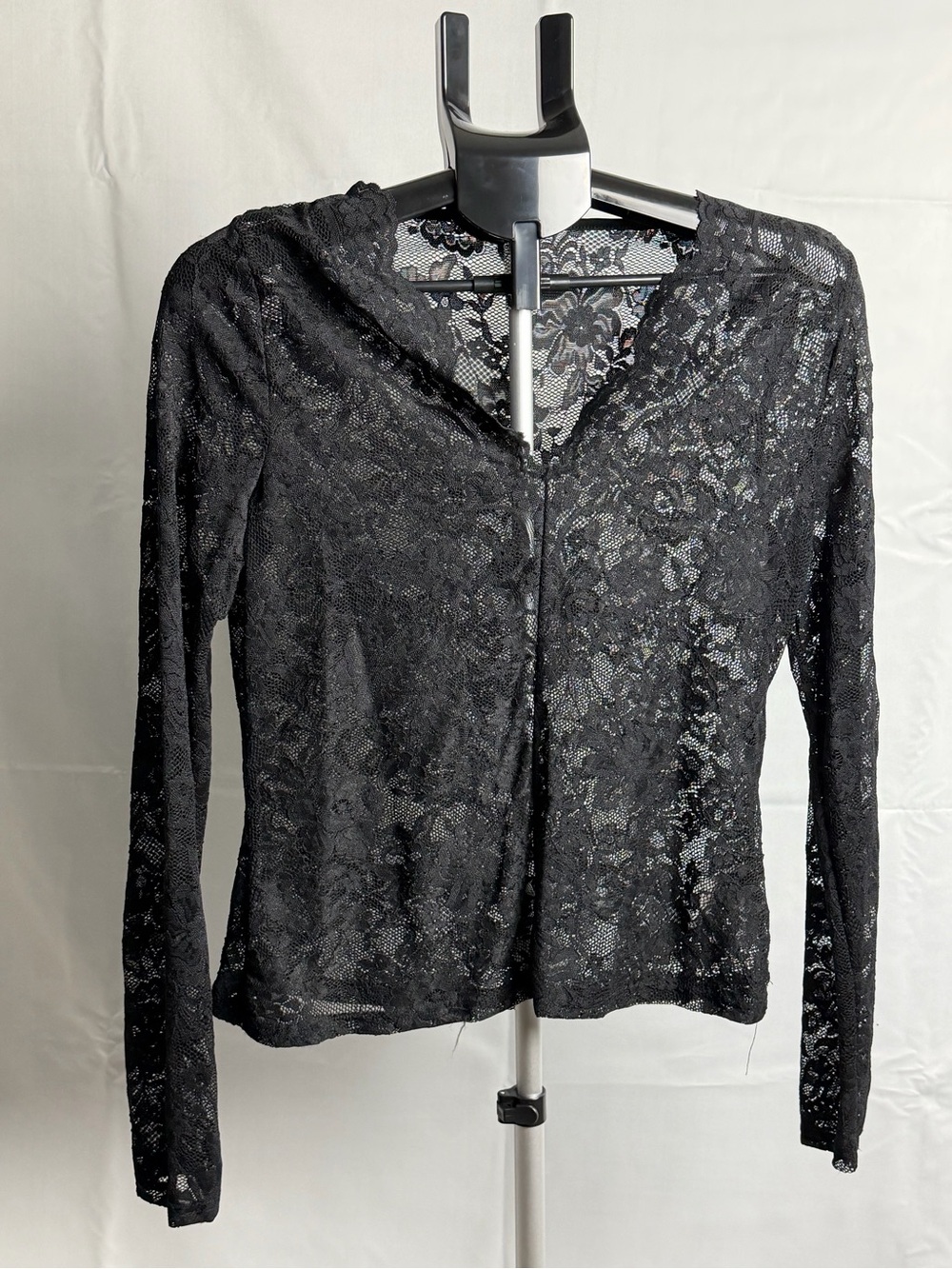 SHEIN Black Floral Lace Long-Sleeve Top